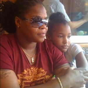 Meet your Posher, Devonne